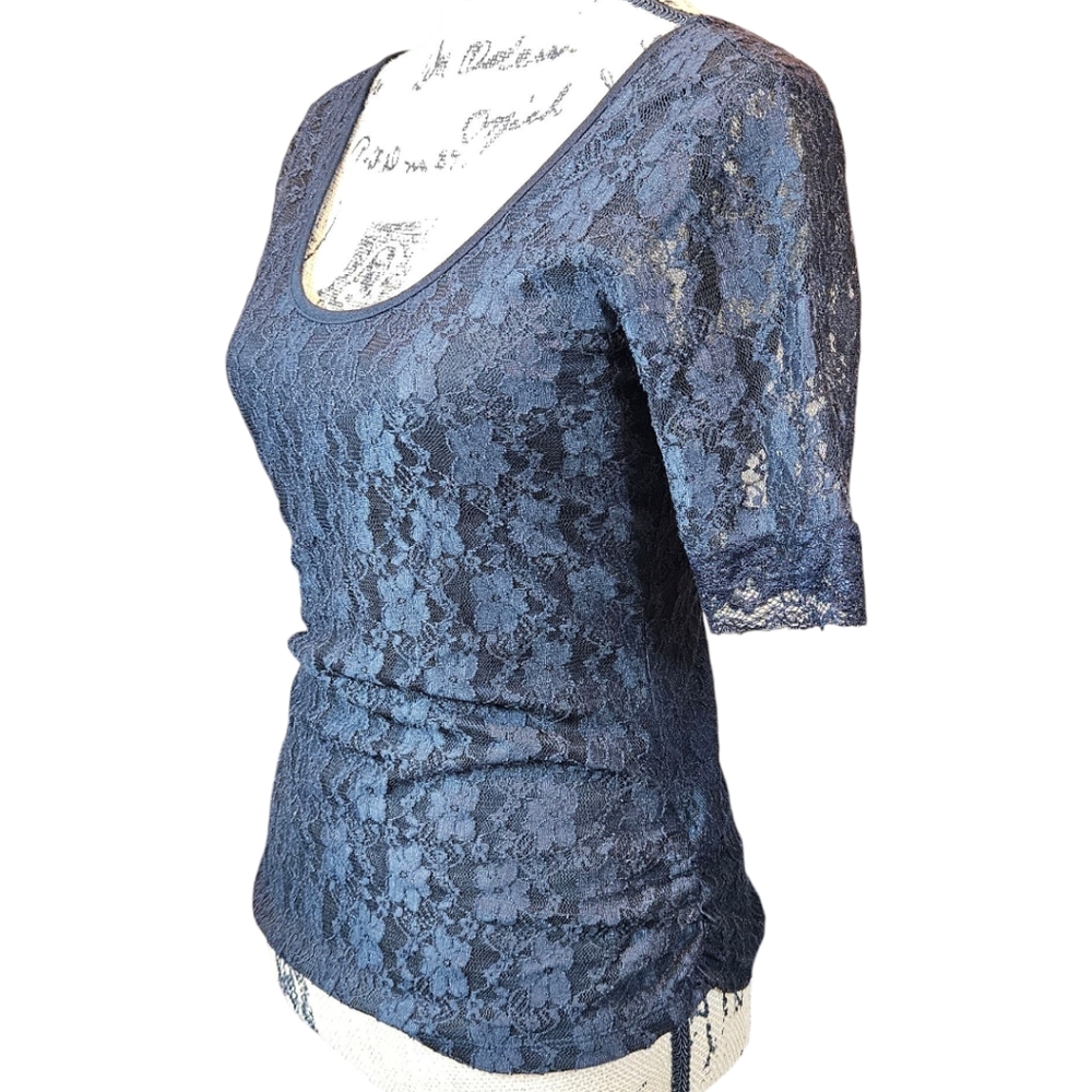 Bongo Black Lace Feminine Top
